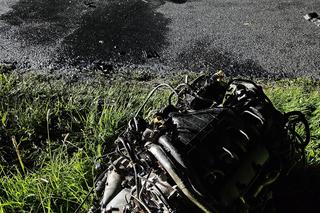 Śmiertelny wypadek pod Gostyniem. Opel i peugeot 18-latków roztrzaskały się o drzewo [ZDJĘCIA]