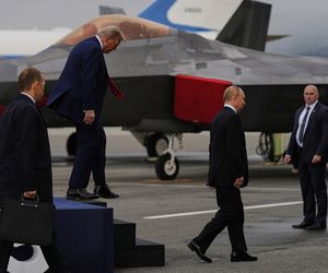 Kosmiczne plotki o Putinie! Miał egzoszkielet i platformy