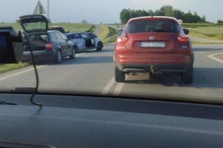 18-latka z BMW wymusiła pierwszeństwo i doszło do dramatu! Kilka osób poszkodowanych