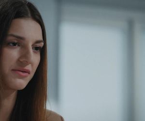 M jak miłość odc. 1887. Kasia (Paulina Lasota), laborantka Anka Sokołowska (Katarzyna Russ)