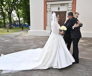 Poseł PiS Michał Moskal wziął ślub. Znani goście na uroczystości 