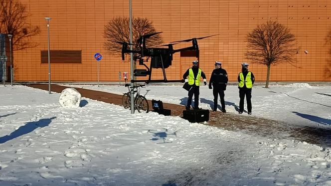 Pomorscy policjanci przetestowali nowego drona 5.02.2021 r.
