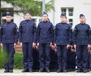 Uroczyste ślubowanie 69 nowych policjantów  w Oddziale Prewencji Policji w Katowicach