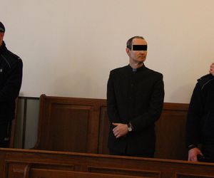 Masakra w warszawskiej redakcji. Cezary S. urządził jatkę. Zasztyletował byłego wspólnika i zdetonował granat