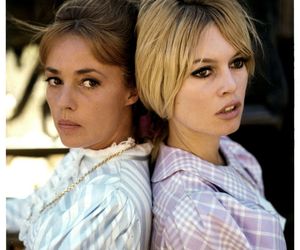 Kadr z filmu Viva Maria z Brigitte Bardot i Jeanne Moreau