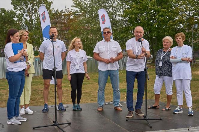 Siedlczanie chętnie korzystali z bezpłatnych badań, porad specjalistów i aktywności na świeżym powietrzu nad zalewem podczas "Pikniku dla serca"