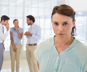 Mobbing w pracy - gdzie go zgłosić i jak udowodnić? Poradnik dla pracownika