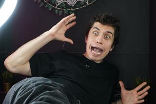 Pawelec zrobił tatuaż operatorowi! Krzyczał ze strachu | Pawelec robi robotę