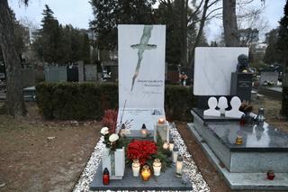 Tak wygląda grób Pawła Królikowskiego w 3. rocznicę śmierci aktora