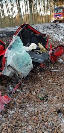 Makabryczny wypadek pod Obornikami! Są dwie ofiary śmiertelne 