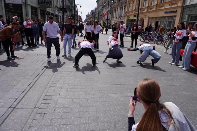 Pochód Juwenaliowy Łódzkich Uczelni. Studenci przejęli Łódź! [ZDJĘCIA]