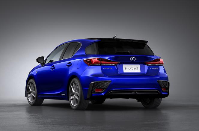 Lexus CT200h lifting 2018