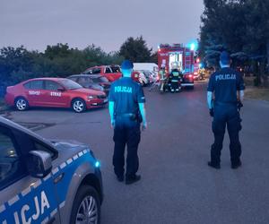 Podpalił budynek, potem ruszył z nożem na policjanta i strażaka! Padł strzał