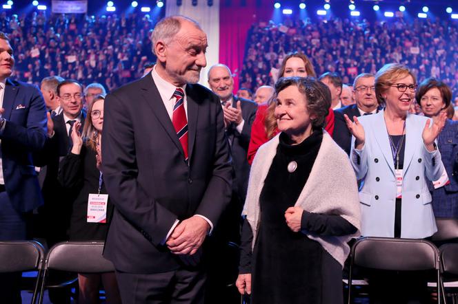 Andrzej Duda. Z rodziną rusza na wybory.