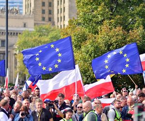 Czy Polska opuści Unię Europejską?! Aż tyle osób już tego chce! Wyniku sondażu alarmują!