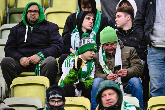 Lechia Gdańsk - Widzew Łódź: Zdjęcia kibiców z meczu 15. kolejki PKO BP Ekstraklasy