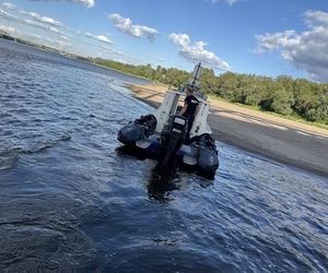 Akcja policji i toruńskiego WOPR. Nieodpowiedzialni spacerowicze pouczeni