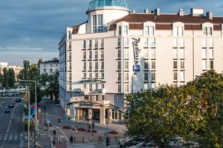 Biały Sobieski: zakończyła się modernizacja hotelu Radisson Blu Sobieski na placu Zawiszy