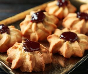 Obłędne ciasteczka maślane z marmoladą. Genialny przepis z dawnych lat