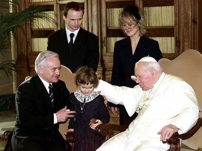 Leszek Miller z rodziną u Jana Pawła II