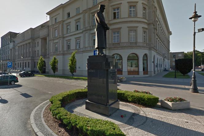Pomnik Lecha Kaczyńskiego ma się znaleźć w pobliżu pomnika Józefa Piłsudskiego