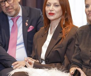 Na czerwonym dywanie pojawiły się włochate stopy! Wielka gwiazda zaskoczyła wszystkich