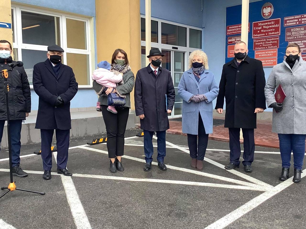 Rozgrywka polityczna czy sprawiedliwa ocena? Politycy o Funduszu Inwestycji Lokalnych [AUDIO]