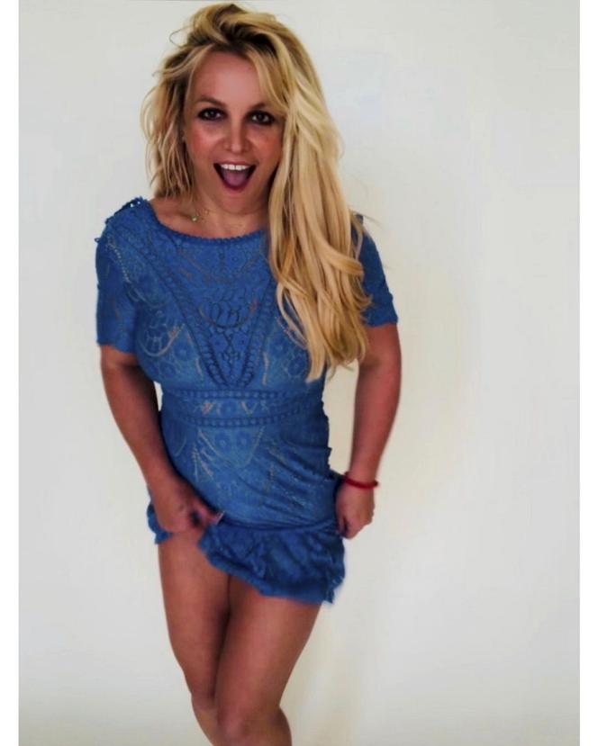 Britney Spears całkiem nago! Fani zaniepokojeni, zauważyli jeden szczegół