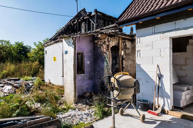 Przez pożar u sąsiadów stracili dom i cały dorobek życia
