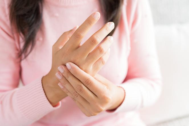 Ból rąk - przyczyny, objawy, leczenie