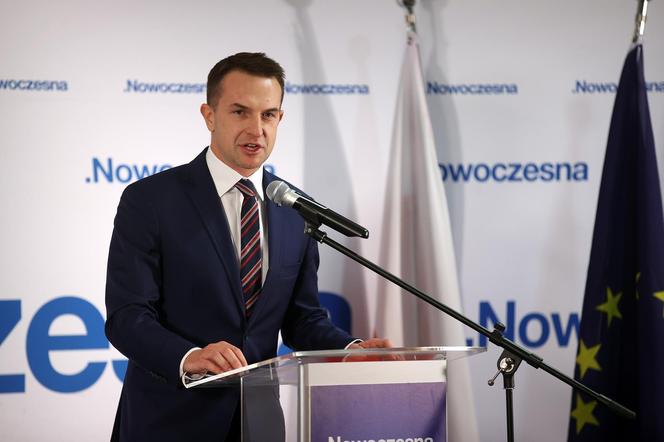 Adam Szłapka (KO) na urząd ministra do spraw Unii Europejskiej.