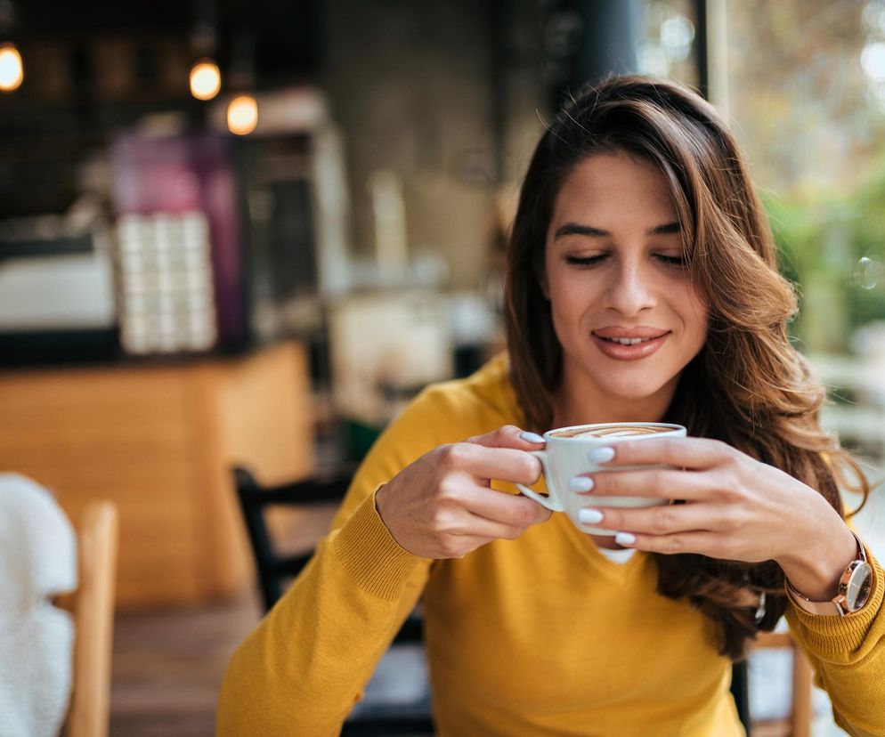 Ten napój przedłuża życie. Polacy piją go na potęgę