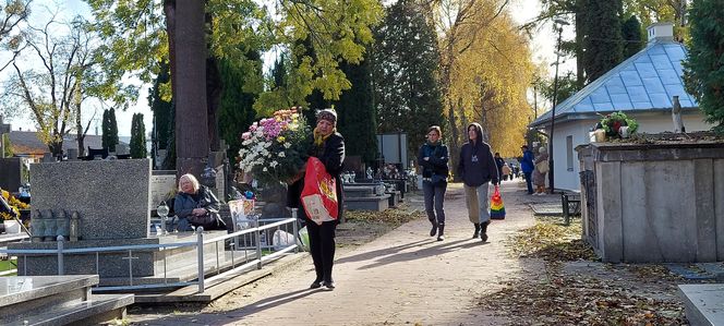 Przygotowania do Wszystkich Świętych Zamość