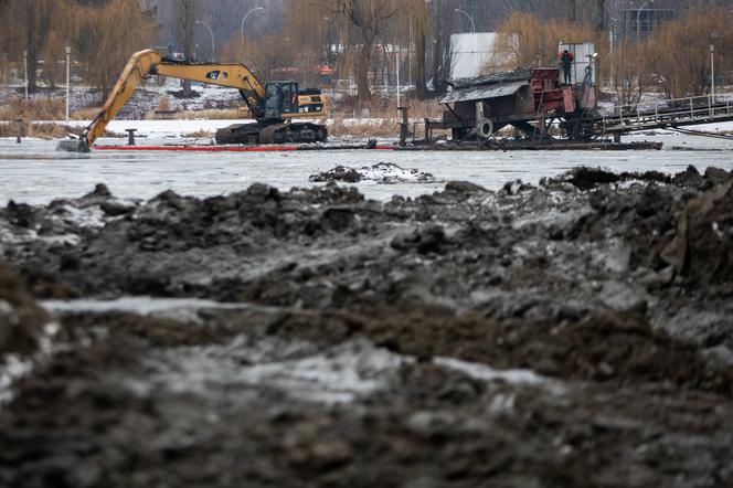 RZESZÓW. Odmulanie zalewu idzie sprawnie. Miasto już myśli o budowie parku i nie tylko