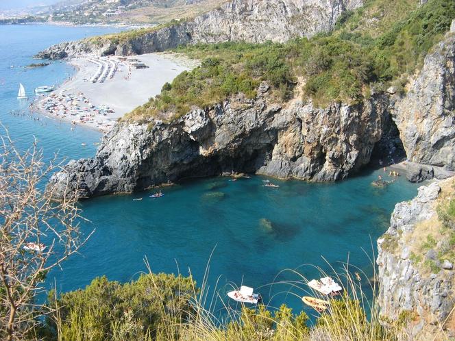 Reggio di Calabria na zdjęciach. Polecisz tam z portu Katowice Airport