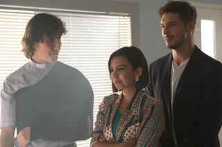 M jak miłość odc. 1696: Aneta (Ilona Janyst), Marcin (Mikołaj Roznerski), kleryk (Paweł Janyst) 