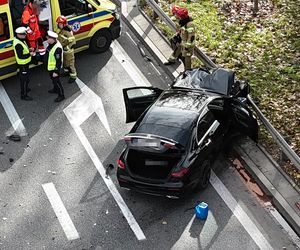 Kluczowa droga w Warszawie zablokowana. Poważny wypadek na Wisłostradzie