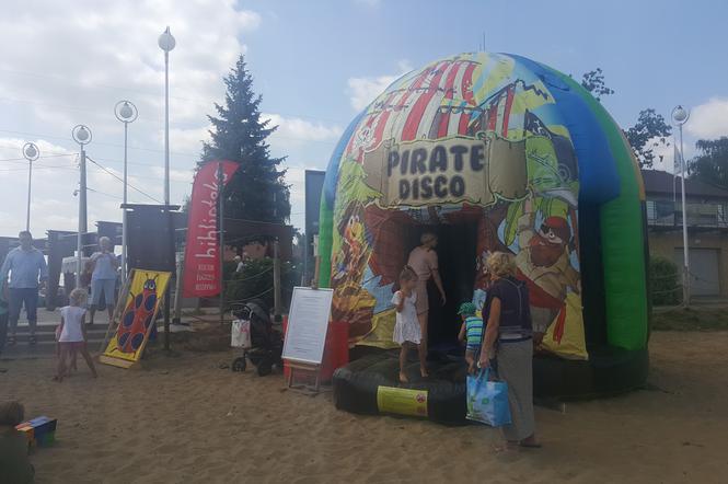 Biblioteka przy plaży w Dąbrowie Górniczej