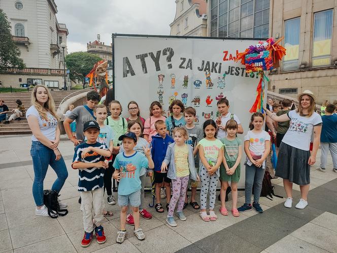 Bielsko-Biała. Zajaki po raz drugi opanują miasto. Tym razem zwrócą uwagę na problem przemocy rówieśniczej