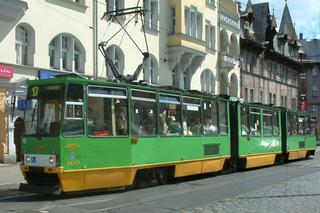 Ruch tramwajowy na ul. Głogowskiej wznowiony! Po awarii wodociągowej nie ma już prawie śladu