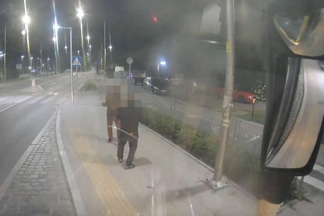 Wrocław. Kierowca autobusu wyciągnięty siłą z pojazdu. 25-letni Ukrainiec próbował go pobić