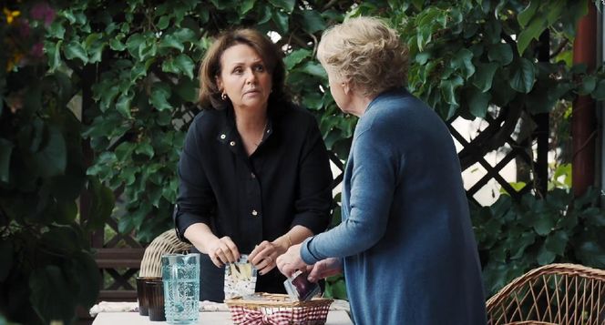 M jak miłość odc. 1889. Marysia (Małgorzata Pieńkowska), Barbara (Teresa Lipowska)