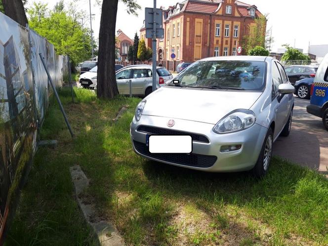 "Najlepsi" kierowcy są w Katowicach. A jak świetnie parkują! I jeszcze są potem zdziwieni mandatami
