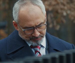 M jak miłość, odcinek 1864: Adam Werner (Jacek Kopczyński)