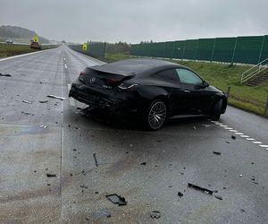 Karambol na A1. Zderzenie ciężarówki z osobówkami. Jak długo potrwają utrudnienia?