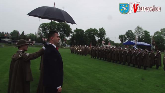 Kolejny parasol nad Misiewiczem