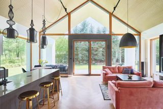 Zdjęcia domu stodoły z wnętrzami w stylu modern classic