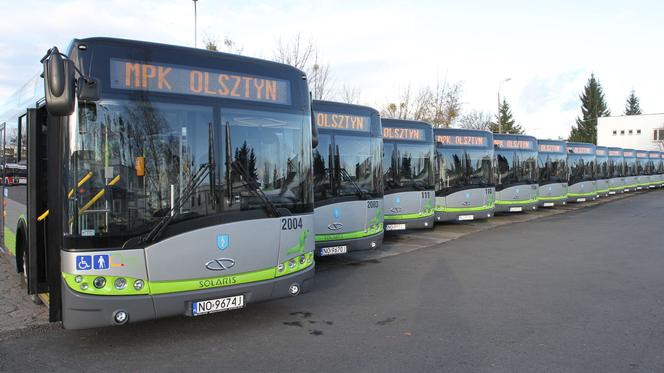 Czym na cmentarze do końca tygodnia?