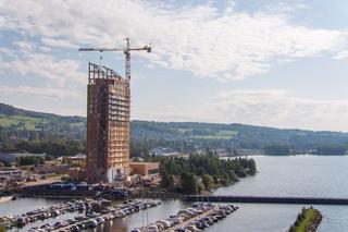 Wieżowiec z drewna Mjøstårnet w norweskim Brumunddal