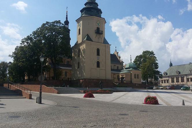 Kuria reaguje na koronawirusa? Rekolekcje i bieżmowania ODWOŁANE. Co z mszami?